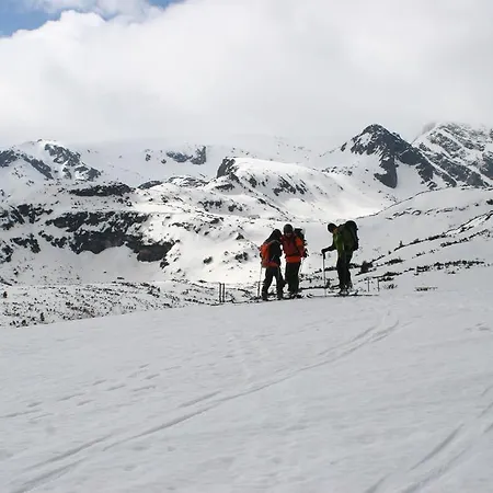Rilski Ezera Hut Хижа