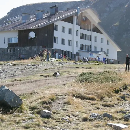 Rilski Ezera Hut Хижа