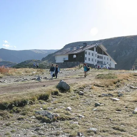 Хижа Rilski Ezera Hut *