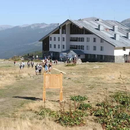 Rilski Ezera Hut