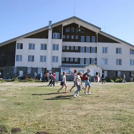 Rilski Ezera Hut *