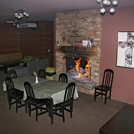 Rilski Ezera Hut Паничище